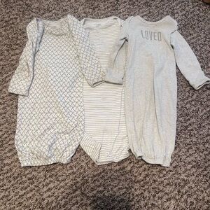 0-3 month sleepers Set of Three Gray Baby Gowns